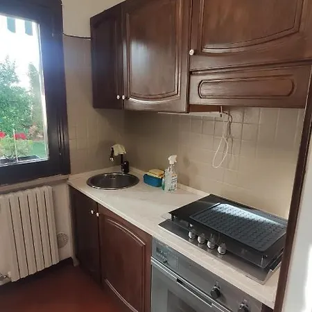 Casa Martino アパート カステル・ディ・サングロ